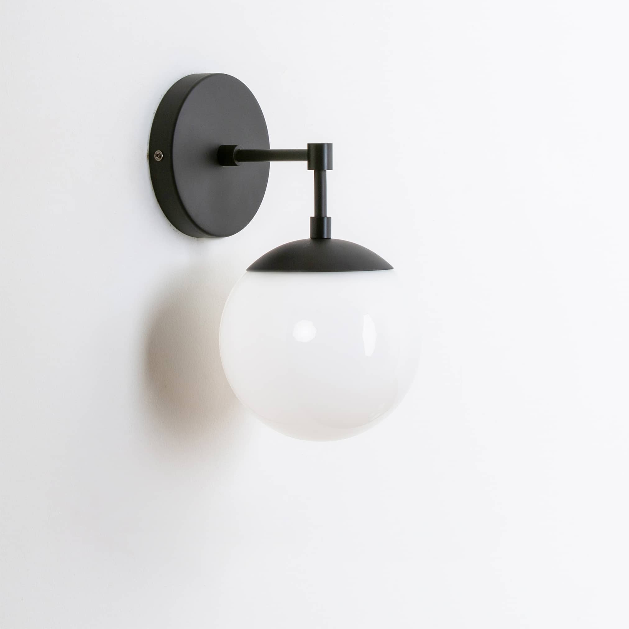 Mod Glass Globe Solo Sconce – Color Cord Company